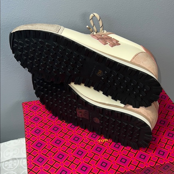 Tory Burch vintage nylon sneaker plain weave clr;malva-/orzo/pink moon. ordA(21) - Picture 8 of 9